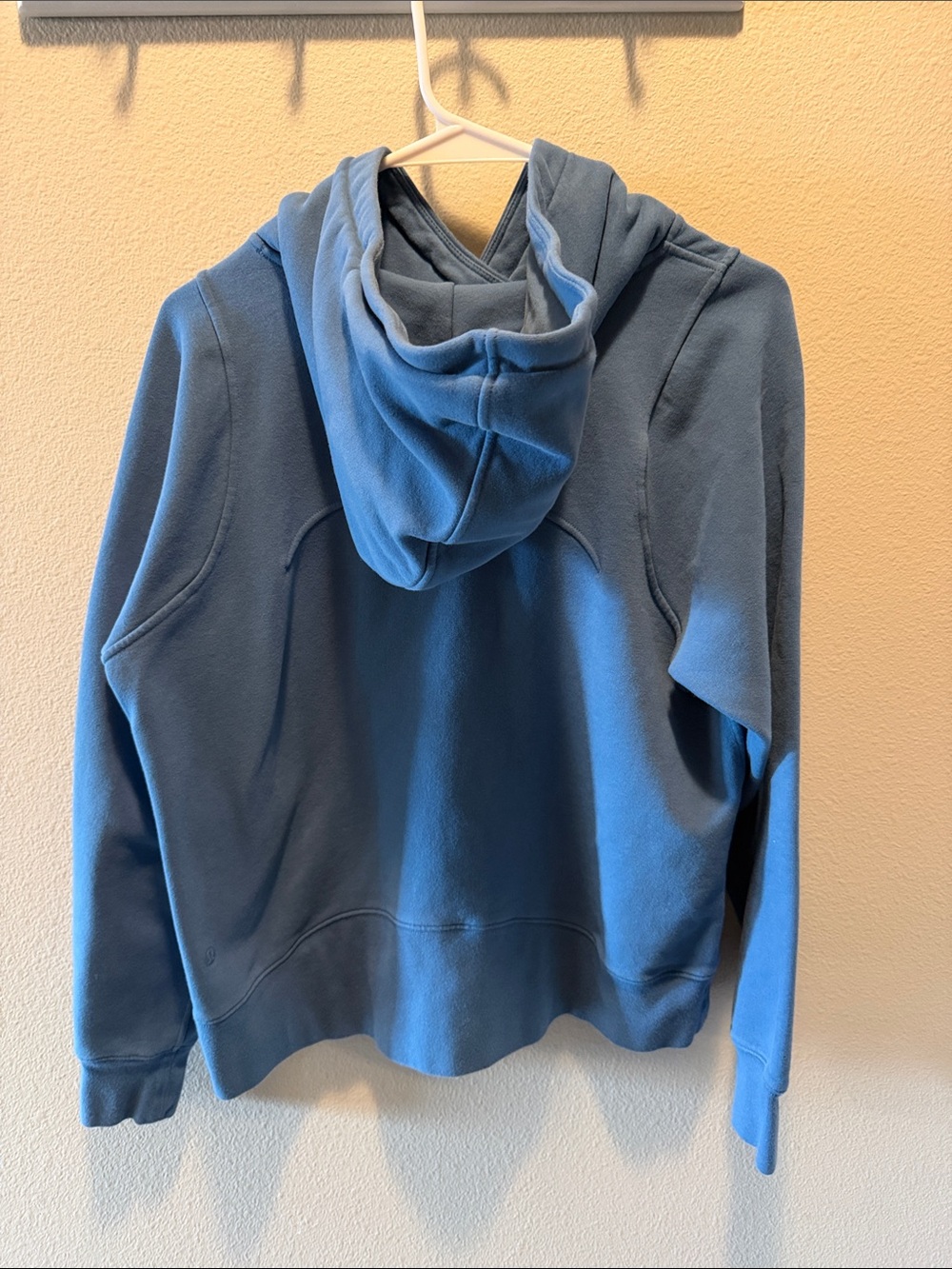Lululemon Loungeful hoodie size 8 - Picture 4 of 5